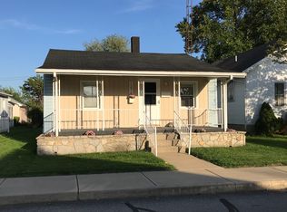 1214 N Willow St, Rushville, IN 46173