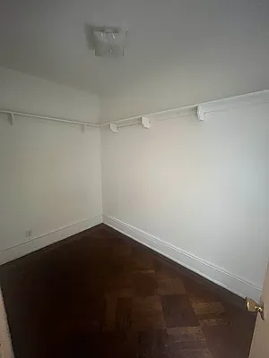 Rented by Green Line Realty | media 17