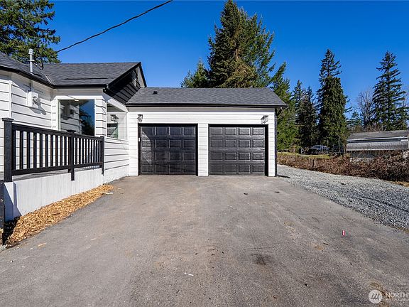2nd image of 5424 163rd Avenue SE