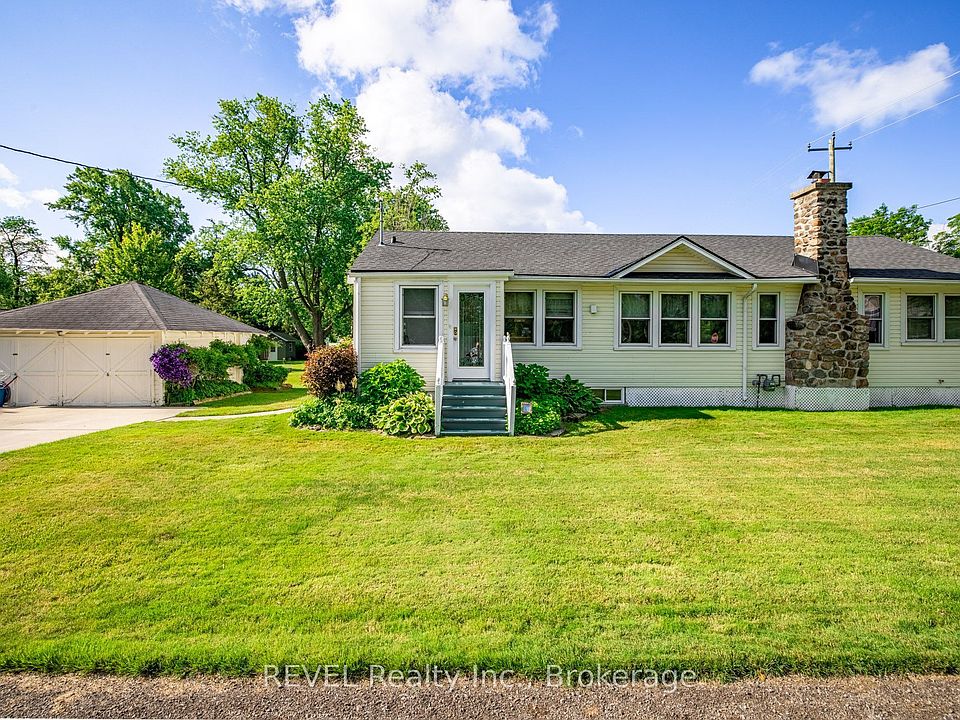 1st image of 70 Bernard Ave