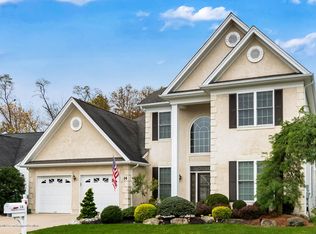 14 Appian Ct, Freehold, NJ 07728