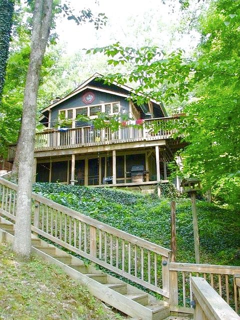 1st image of 6457 Robin Dr