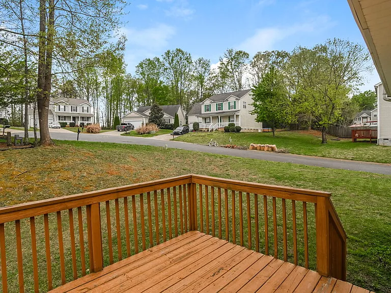 9361 Golden Pond Dr — Photo 17