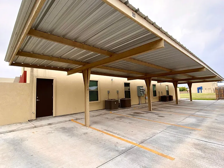 1213 E Camellia Ave #B — Photo 13