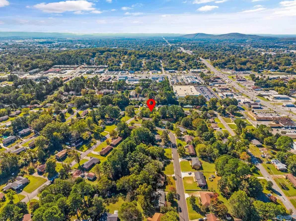 3300 McDow Ave NW, Huntsville, AL 35816