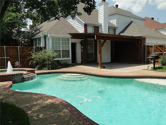 3rd image of 1414 Bonnie View Dr