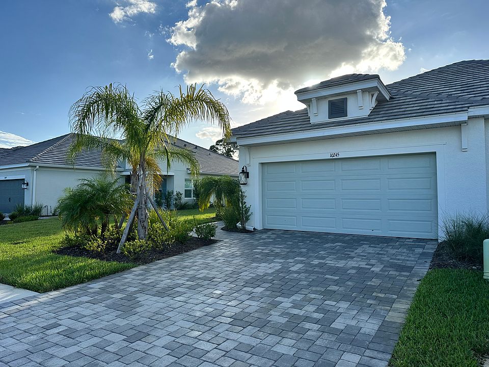 1st image of 10245 Lake Wales Cir