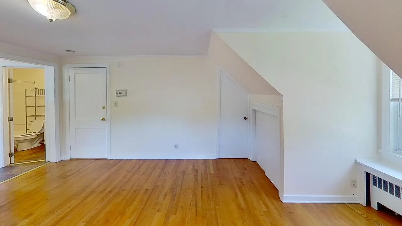 225 S Allen Street - 2L — Photo 2