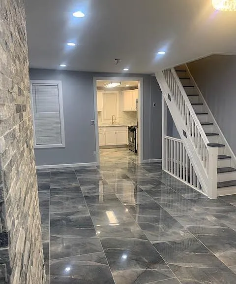 2604 Wilder St — Photo 5