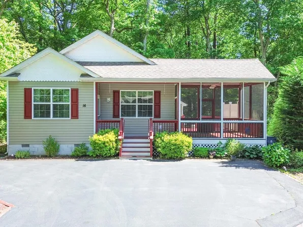 16 Juniper Ct, Ocean Pines, MD 21811