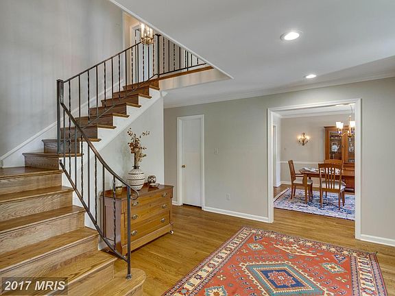 2nd image of 1931 Relda Ct