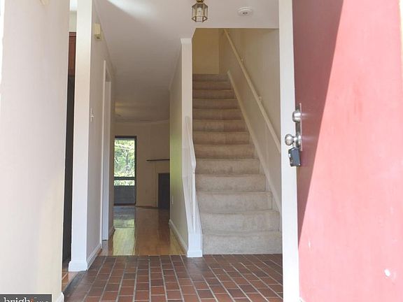 2nd image of 24 Dudley Ct