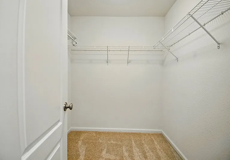 1301 Teton Cir — Photo 29