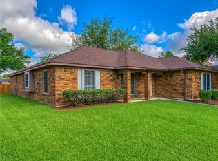 2913 Baron Dr, Garland, TX 75040