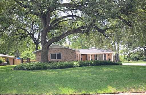 1st image of 1138 Del Norte Cres