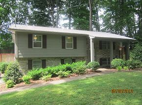 4th image of 1006 Beechwood Dr