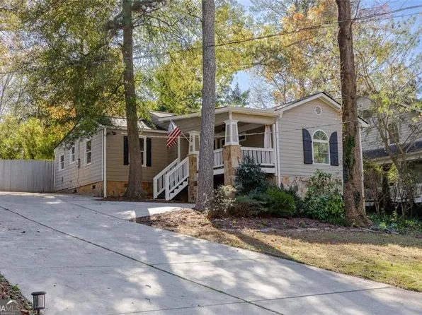 1887 Hickory Rd, Chamblee, GA 30341