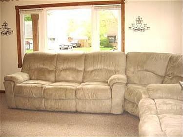 4th image of 2325 Larchdale Dr