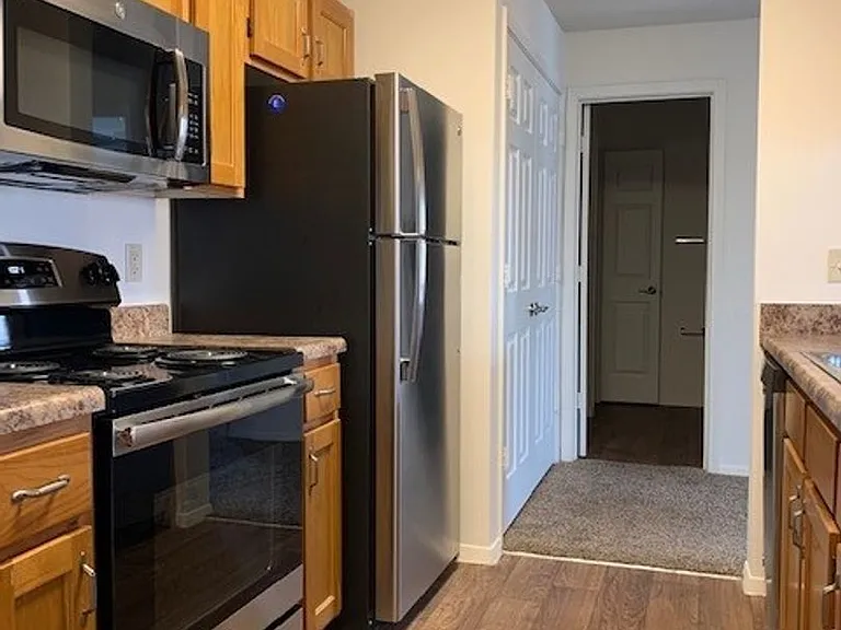 Hamilton at Turman Farms Apartments — Photo 11