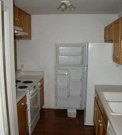 3rd image of 1264 Cross Creek Cir APT 1
