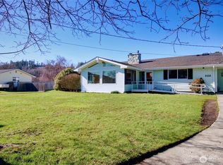 2121 SW Dillard Ln, Oak Harbor, WA 98277
