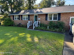 2815 Northwoods Drive, Jacksonville, NC 28540