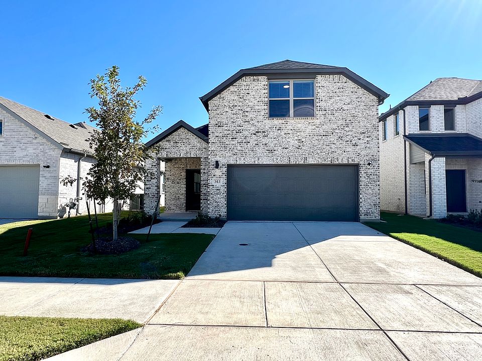 1st image of 303 Berkshire Dr
