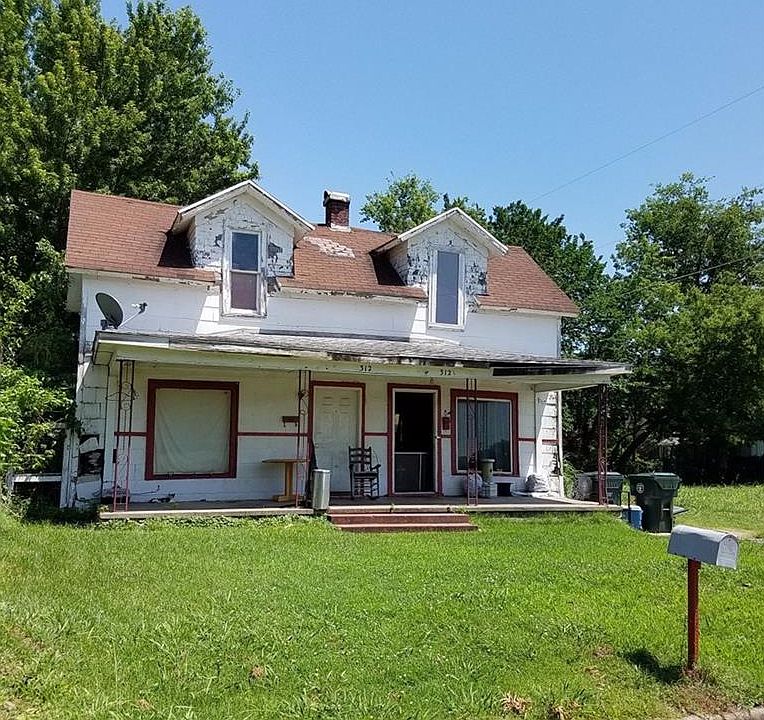 2nd image of 312 N South St #D