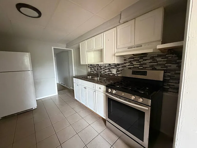 170A Macarthur Ave #170A — Photo 15