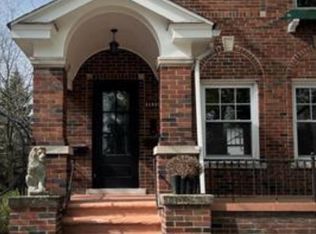 21505 Edna St, Dearborn, MI 48124