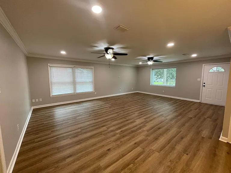 2113 Wimbledon Dr — Photo 18