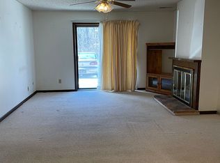 427 Woodside Trl #E-16, Decatur, IL 62521