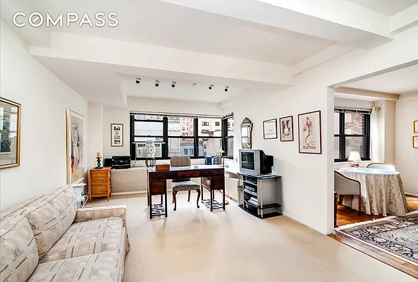 Sold by Compass | media 5