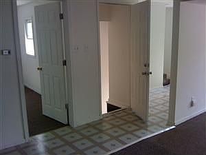 3rd image of 395 Calumet Blvd #2