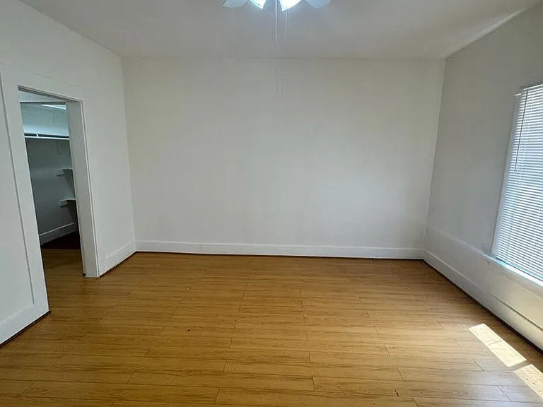 1645 N Harvard Blvd — Photo 5