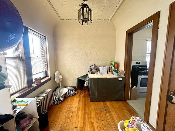 5th image of 4474 N Oakland Ave #206