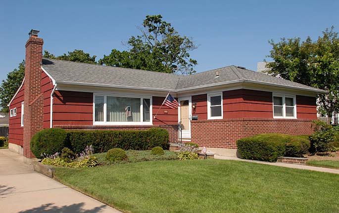 1st image of 503 Ayers Pl