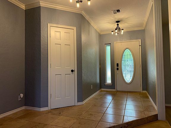 2nd image of 1009 Timbercreek Dr