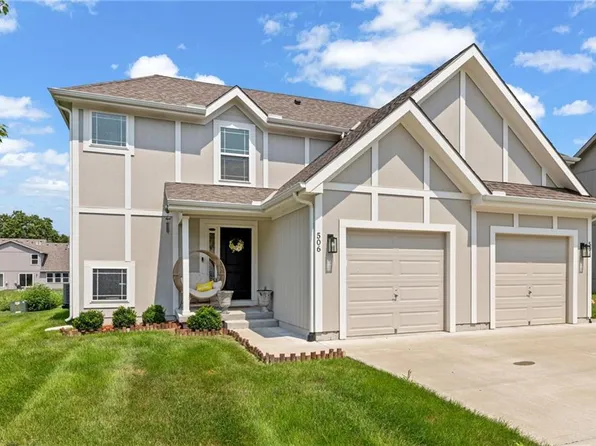 506 W Lawrence St, Spring Hill, KS 66083