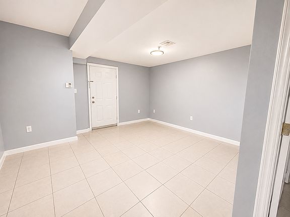 3rd image of 510 Elizabeth Ave #2100