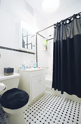 Rented by Bold New York | media 30