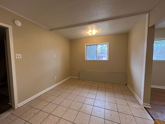 5th image of 4627 Voss Dr