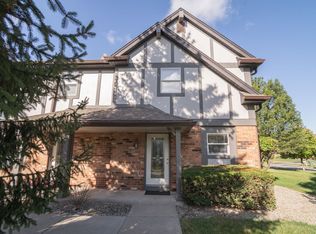 334 Wrexham Ln #104, Maumee, OH 43537