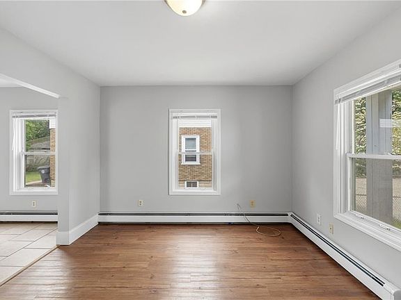 5th image of 15 Jodoin St