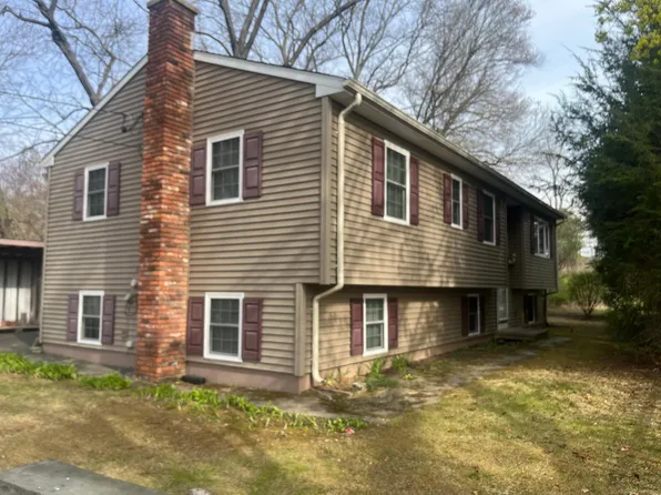 16 Palma Circle, Waterbury, CT 06704