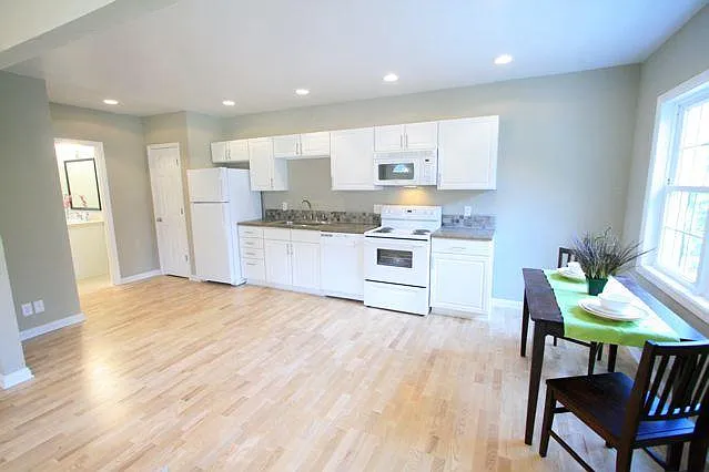 1011 Maynor St #A — Photo 7