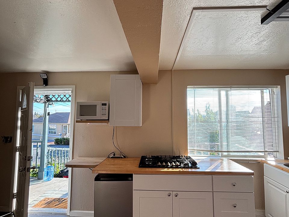 1st image of 14850 Boulevard Ct