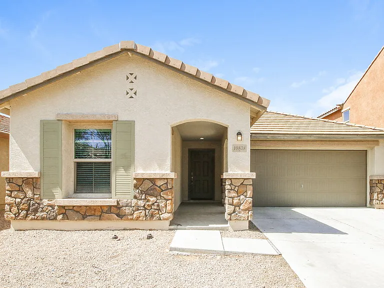 10838 E Calypso Ave — Photo 1