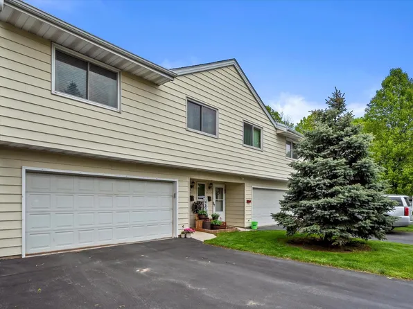 W193N16372 Lea Fon CIRCLE, Jackson, WI 53037