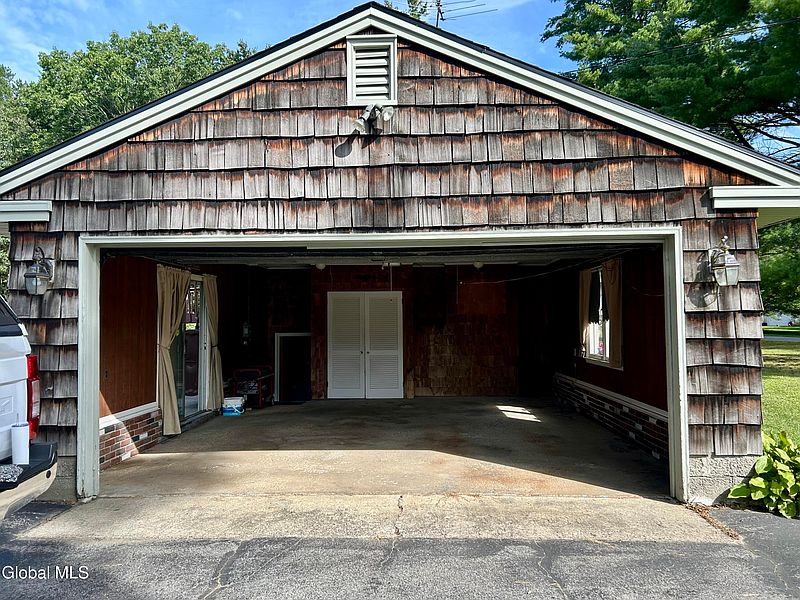 3rd image of 15 and 13 Potter Road